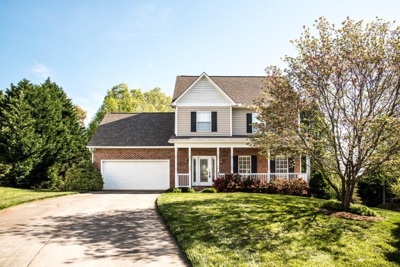 Property image 2 at 4960 Old River Drive, Hickory, NC 28602