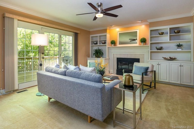 Property image 4 at 30 Weston Heights Drive, Asheville, NC 28803