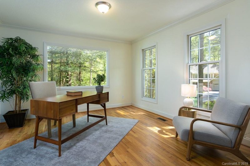 Property image 5 at 30 Weston Heights Drive, Asheville, NC 28803