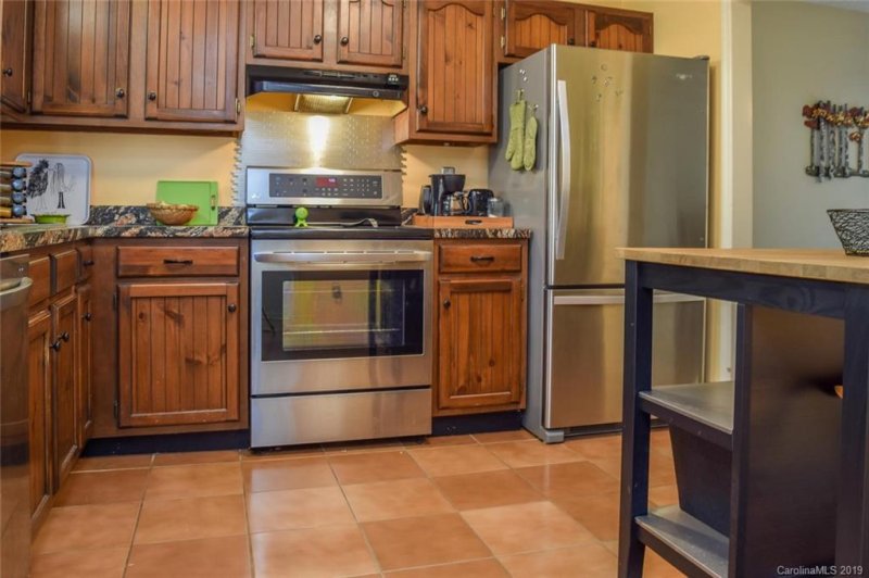 Property image 4 at 40 Pencross Circle, Etowah, NC 28729