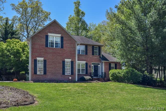 302 Whispy Willow Court