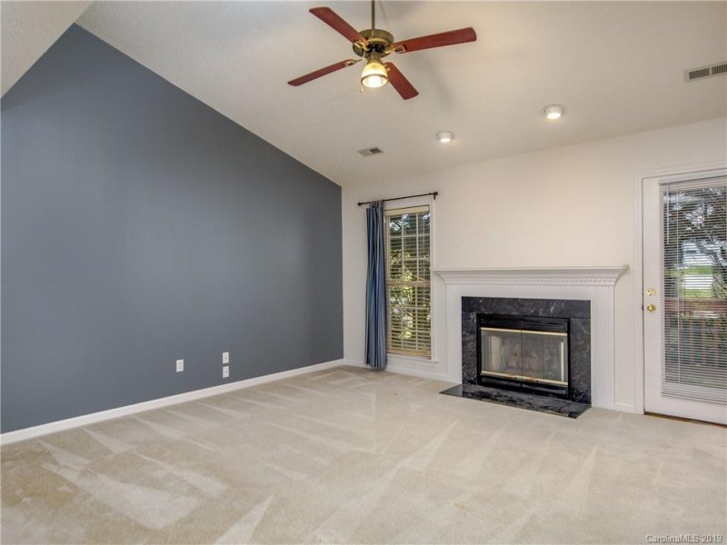 Property image 5 at 12 Wineberry Court, Fletcher, NC 28732