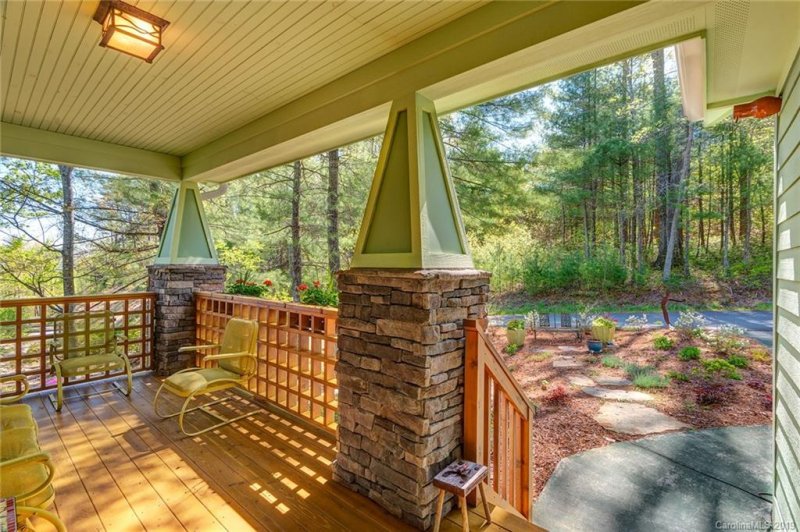 Property image 3 at 8 Highland Grove Road, Asheville, NC 28806