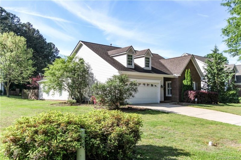 20508 Willow Pond Road