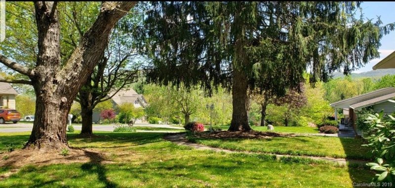 Property image 4 at 25 Overlook Drive, Candler, NC 28715