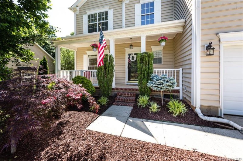 Property image 2 at 15663 Knoll Oak Court, Huntersville, NC 28078