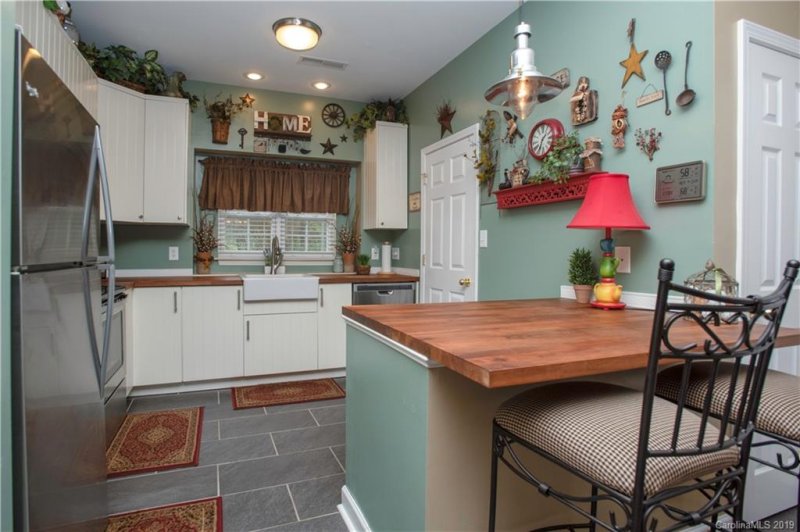 Property image 3 at 322 Valley Brook Lane, Concord, NC 28025