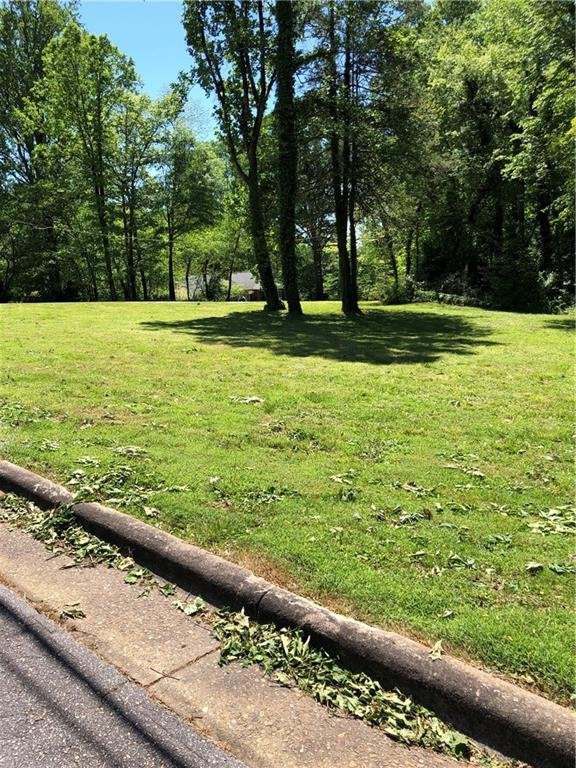 Property image 3 at 1326 Brentwood Drive, Newton, NC 28658