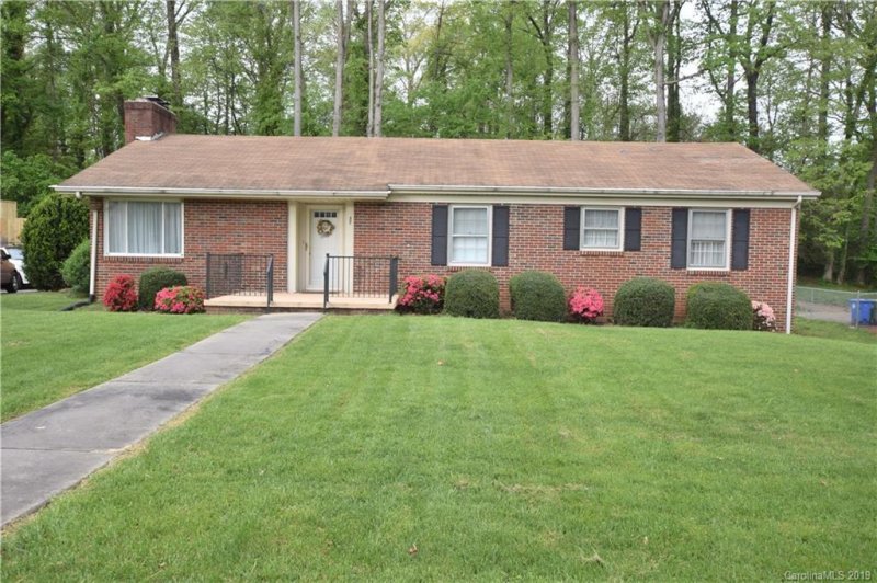 Property image 2 at 37 Beechwood Road, Asheville, NC 28805