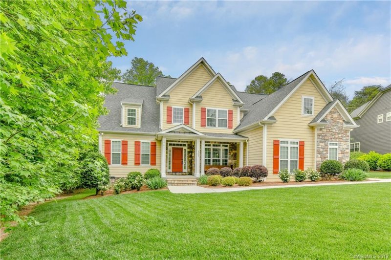 Property image 2 at 107 Lakeshore Hills Drive, Mooresville, NC 28117