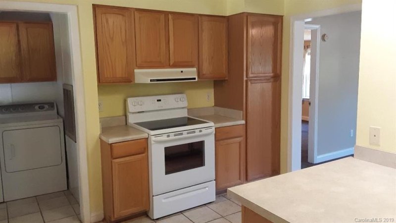 Property image 4 at 4780 Sierra Drive, Maiden, NC 28650