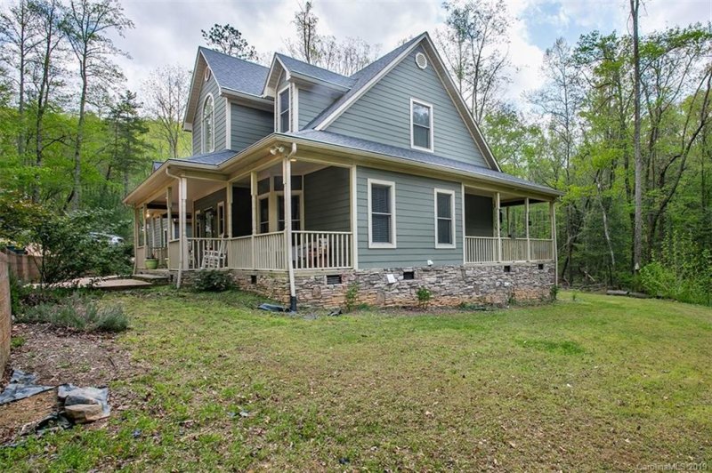 Property image 4 at 526 Rixhaven Drive, Saluda, NC 28773