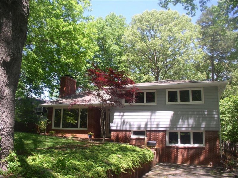 Property image 2 at 214 9th Avenue, Hickory, NC 28601