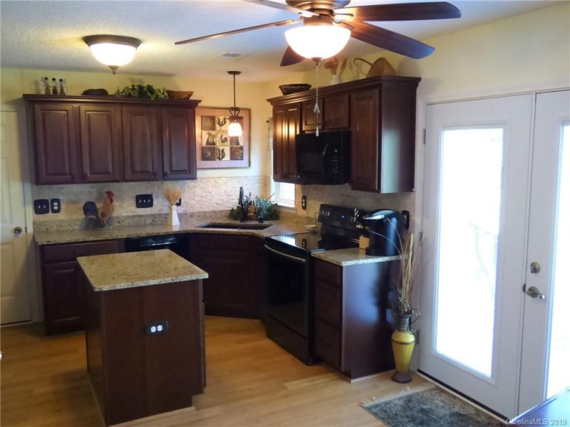 Property image 5 at 8015 Trotter Road, Charlotte, NC 28216