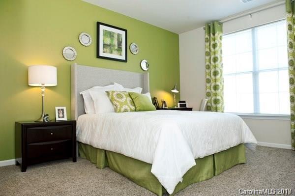 Property image 4 at 3720 Wendwood Lane, Charlotte, NC 28211