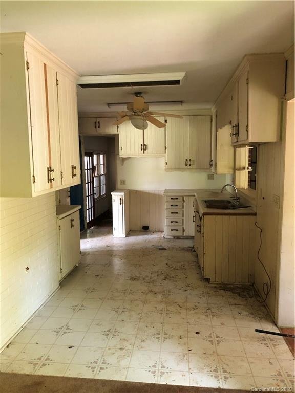 Property image 2 at 112 Woodland Avenue, Forest City, NC 28043