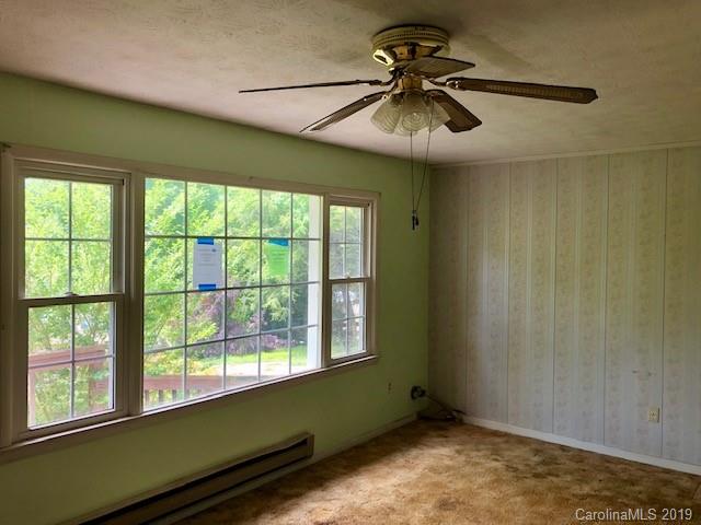 Property image 4 at 29 Chantilly Court, Clyde, NC 28721