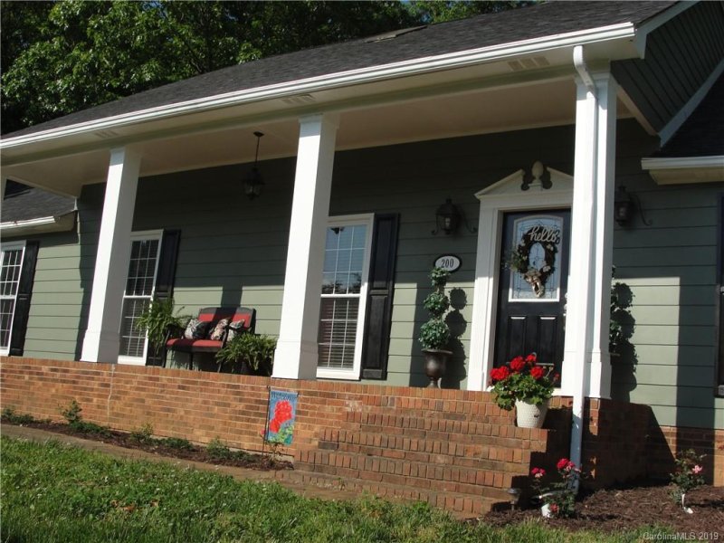 Property image 3 at 200 Jonas Drive, Lincolnton, NC 28092