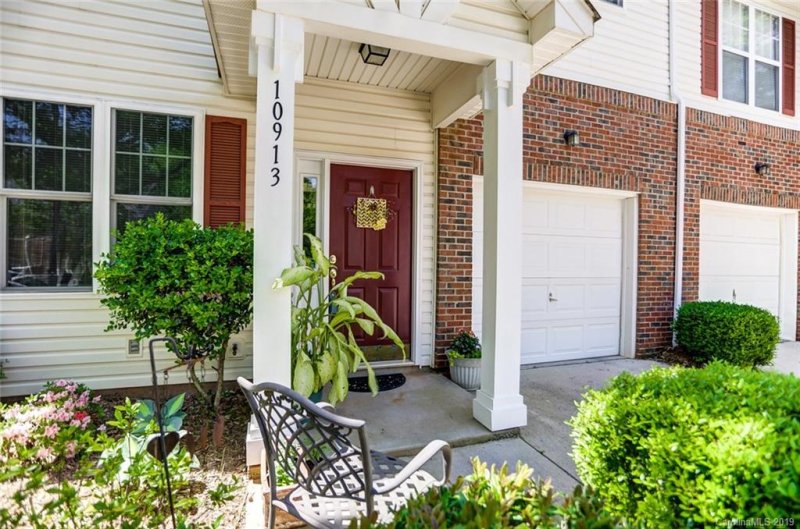 Property image 2 at 10913 Princeton Commons Drive, Charlotte, NC 28277