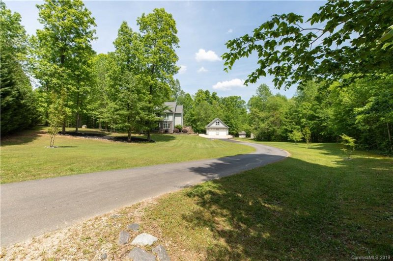 Property image 3 at 1717 Fox Hollow Lane, York, SC 29745
