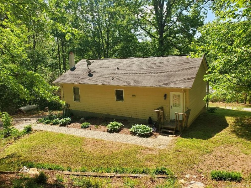 Property image 5 at 342 Brentwood Circle, Morganton, NC 28655