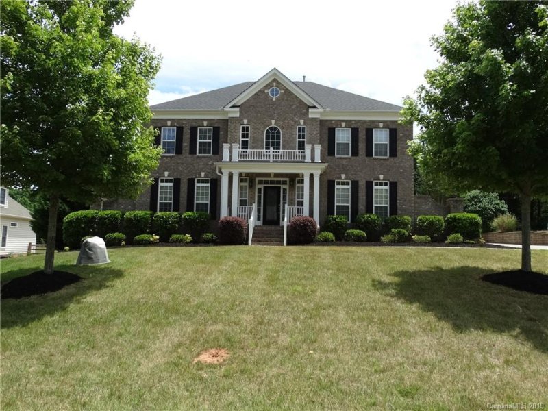 166 Herons Gate Drive