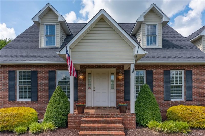 Property image 3 at 183 General Griffith Circle, Rutherfordton, NC 28139