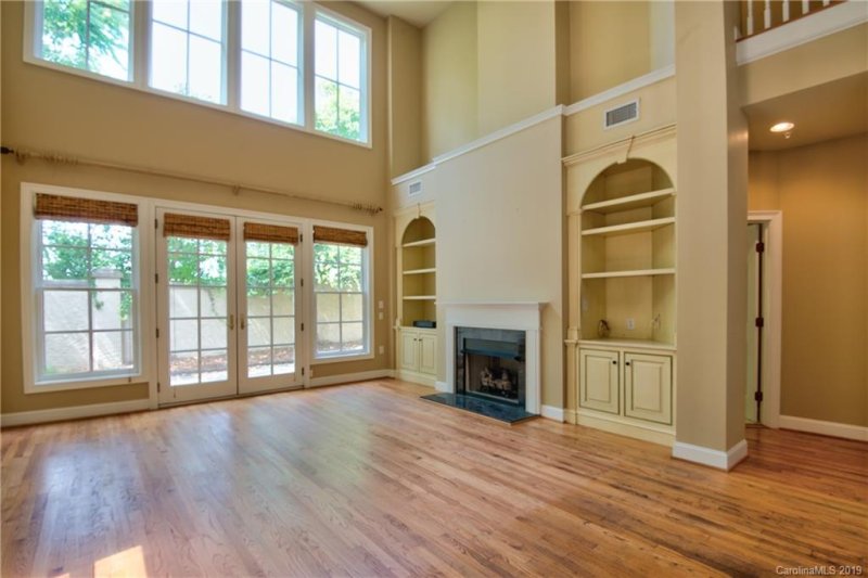 Property image 5 at 134 Wendover Heights Circle, Charlotte, NC 28211