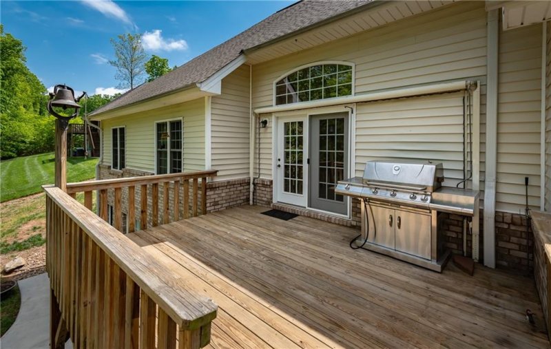 Property image 5 at 1552 Brookstone Drive, Hickory, NC 28602