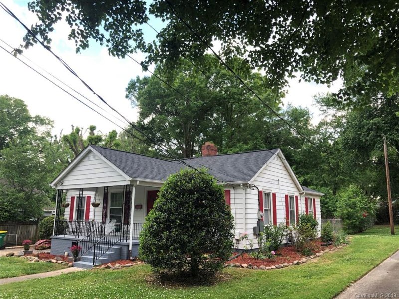 Property image 2 at 209 Queen Anne Road, Salisbury, NC 28144