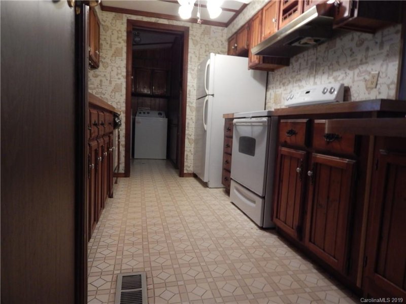 Property image 3 at 1208 Southwood Drive, Clover, SC 29710
