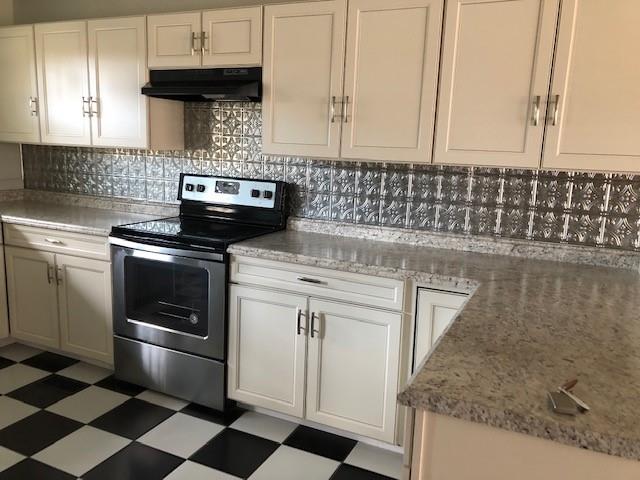 Property image 4 at 927 3rd Avenue Place, Hickory, NC 28601