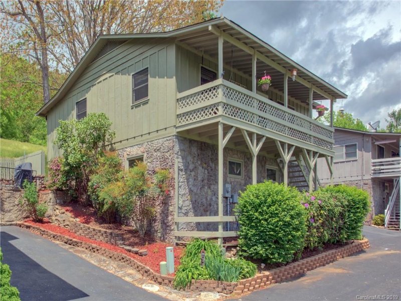 Property image 2 at 33 Flint Lane, Maggie Valley, NC 28751