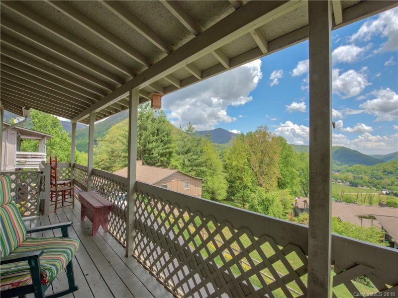 Property image 3 at 33 Flint Lane, Maggie Valley, NC 28751