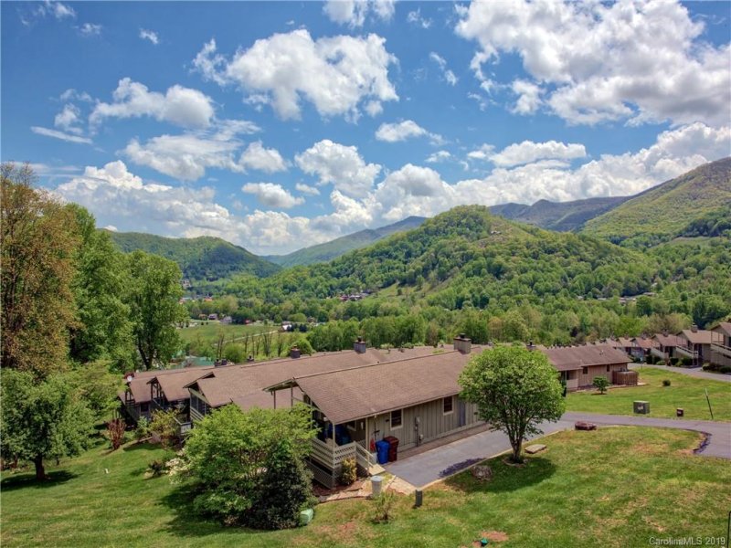 Property image 4 at 33 Flint Lane, Maggie Valley, NC 28751