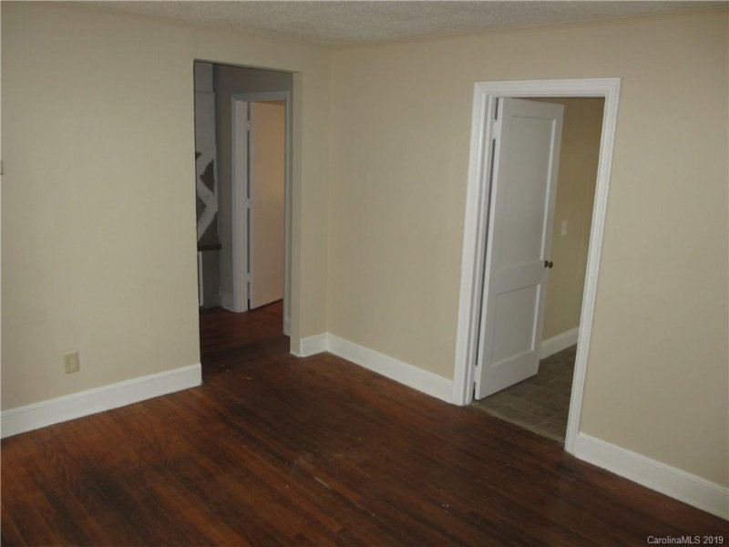 Property image 5 at 739 Pritchard Street, Charlotte, NC 28208
