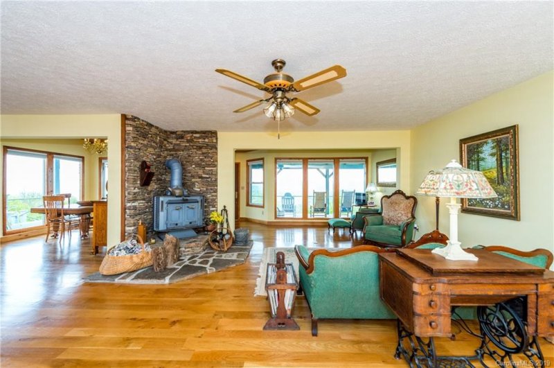 Property image 5 at 947 Windswept Ridge Road, Canton, NC 28716