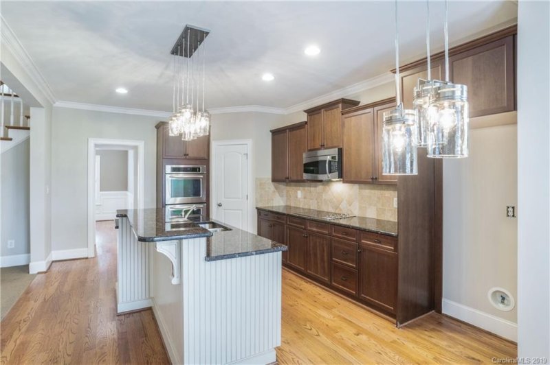 Property image 2 at 2430 Shiny Leaf Drive, Denver, NC 28037