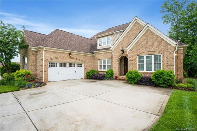 Property image 4 at 2430 Shiny Leaf Drive, Denver, NC 28037