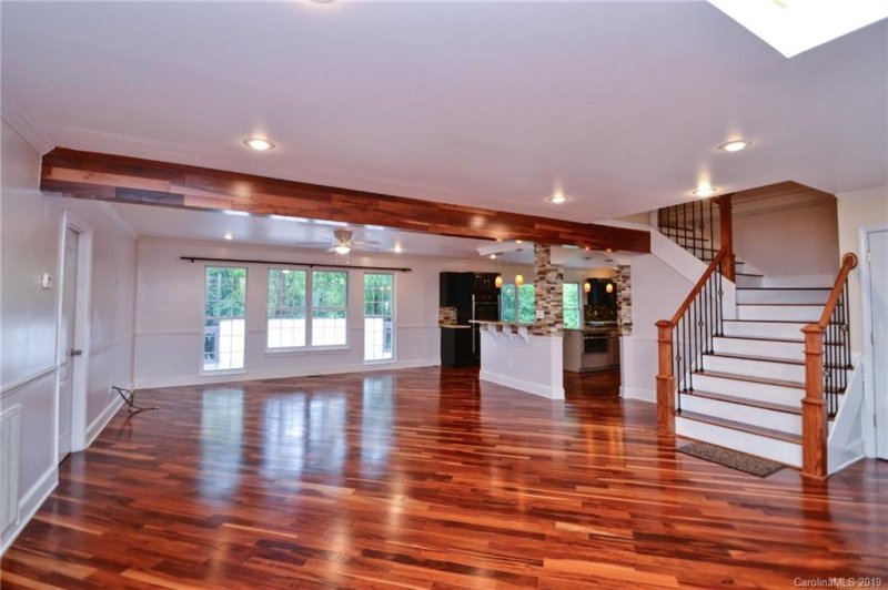 Property image 4 at 20230 Sportsman Drive, Cornelius, NC 28031