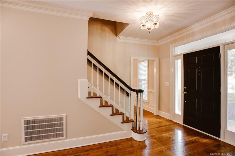 Property image 4 at 1326 Weymouth Lane, Charlotte, NC 28270