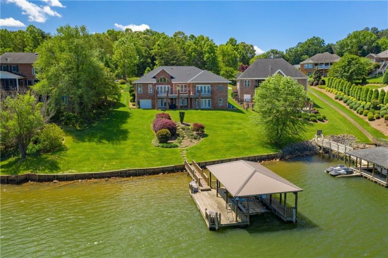 Property image 2 at 4863 1st Street Court, Hickory, NC 28601