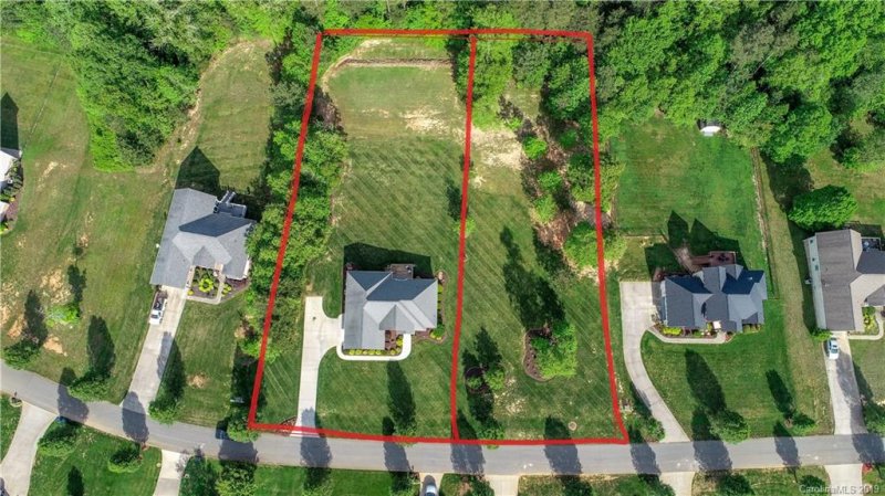 Property image 3 at 1906 Jaya Drive, Sherrills Ford, NC 28673