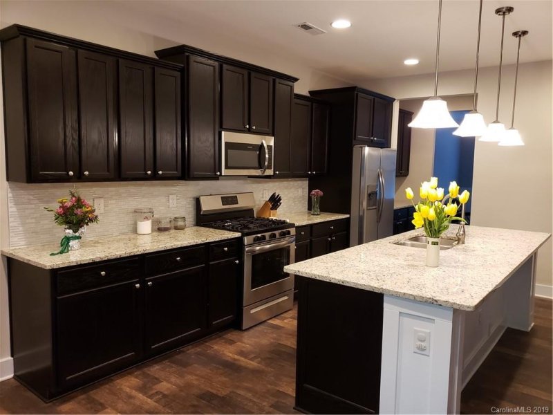 Property image 3 at 10127 Michael Crossing Drive, Charlotte, NC 28213