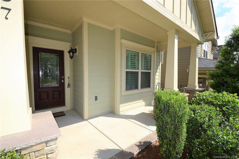 Property image 3 at 137 Aztec Circle, Mooresville, NC 28117