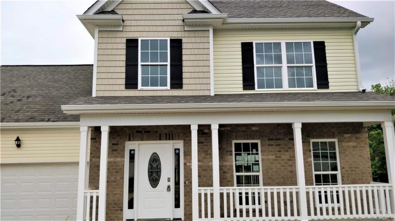 Property image 2 at 2529 Woodsorrel Lane, Charlotte, NC 28213