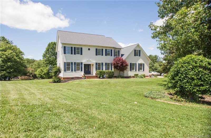 Property image 2 at 153 Morning Dove Lane, Statesville, NC 28625