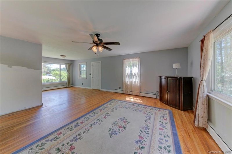 Property image 5 at 338 Lake Circle Drive, Hendersonville, NC 28792