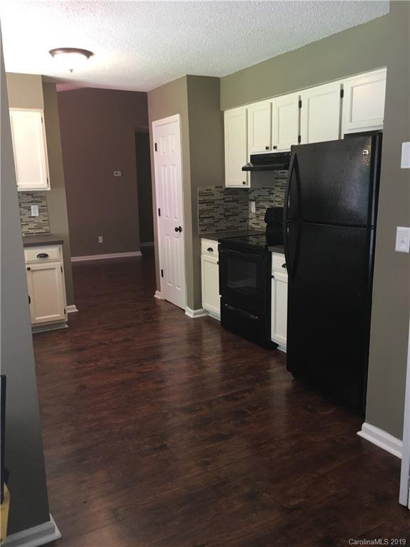 Property image 4 at 6300 Prairie Lane, Charlotte, NC 28214