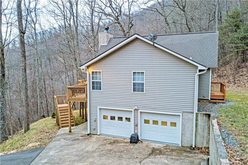 Property image 4 at 514 Poplar Trail, Barnardsville, NC 28709